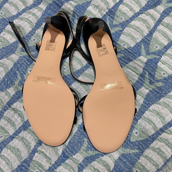 JCrew Strappy kitten-heel leather  upper and lining sandals. - Picture 6 of 8